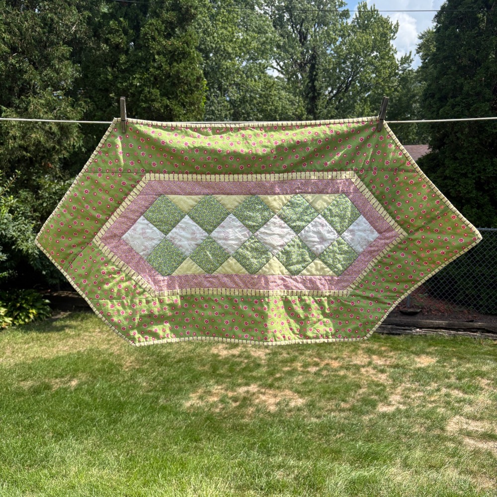 Handmade Quilted Table Runner Hexagon Patchwork Floral Gr/Pk Cottagecore 43x21